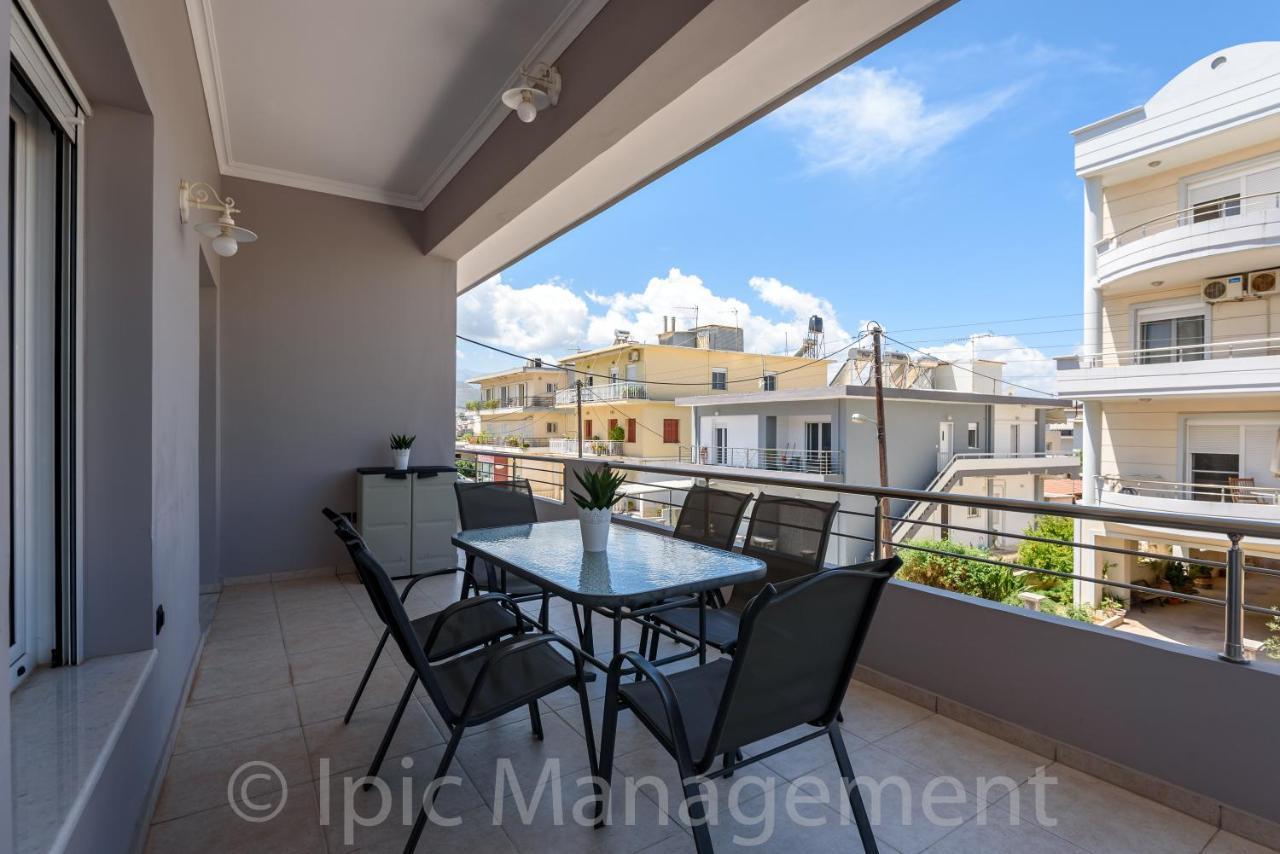 City Center Apartment With Rooftop Swimming Pool Chania  ภายนอก รูปภาพ
